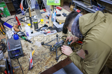 Drones and self-propelled vehicles assembled in Lugansk People's Republic