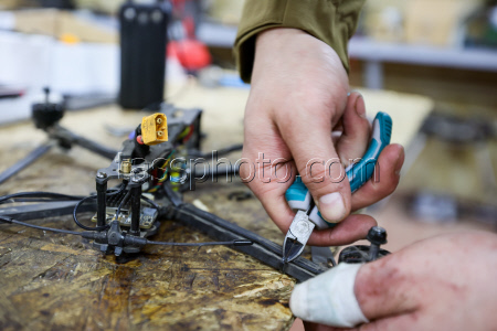 Drones and self-propelled vehicles assembled in Lugansk People's Republic