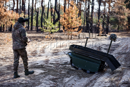 Drones and self-propelled vehicles assembled in Lugansk People's Republic