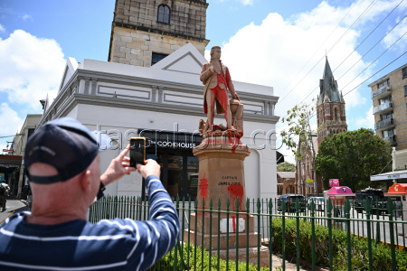 Statue of Captain James Cook vandalized