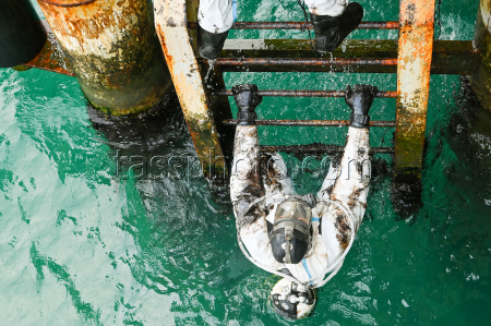 Seabed clean-up in Anapa, Russia