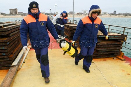 Seabed clean-up in Anapa, Russia
