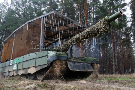 Russian tank crew deployed in zone of special military operation