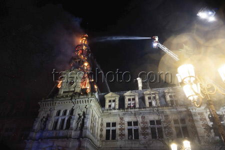 France Fire.