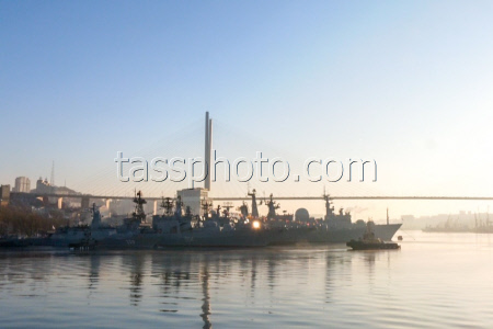 Russian Navy Pacific fleet ships leave Vladivostok