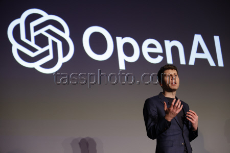 Японская корпорация Softbank  заключила партнерство с американской компанией OpenAI