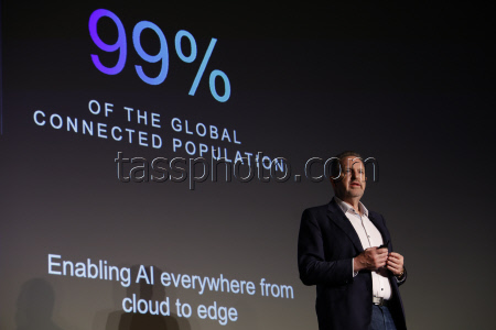 Press Conference: SoftBank and Open AI Alliance in Japan