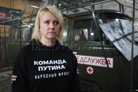 Russian military medical evacuation vehicles with enhanced protection