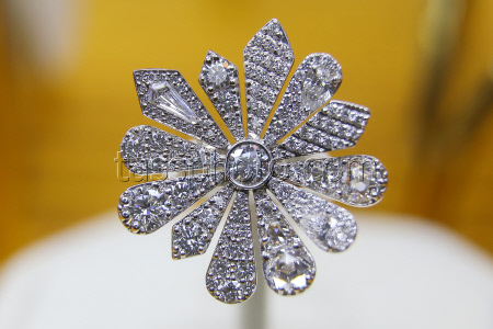 Collection of investment diamonds by Alrosa in Yekaterinburg, Russia