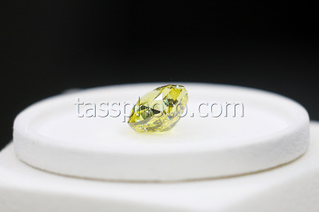 Collection of investment diamonds by Alrosa in Yekaterinburg, Russia