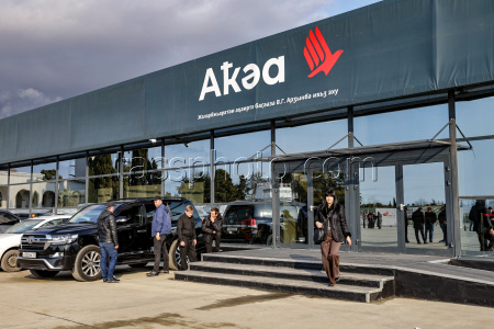 Рейс авиакомпании "ЮВТ аэро" из Москвы в Сухум