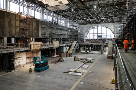 Leningradsky Railway Station under renovation in Moscow