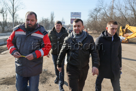 Bridge under major repair in Makeyevka