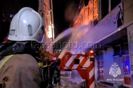 Fire hits central market in Simferopol