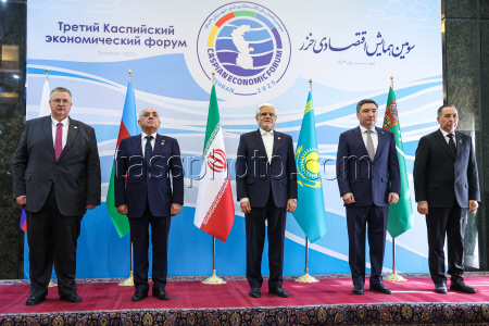 Russia's Deputy PM Overchuk on working visit to Iran