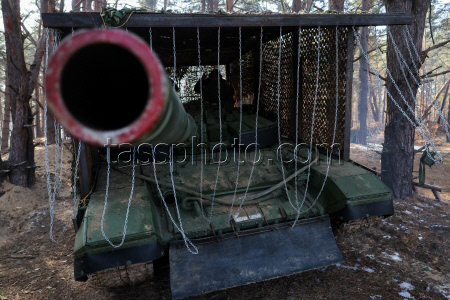 (+VIDEO) Tanks crews with Dnepr Group of Forces