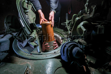 (+VIDEO) Tanks crews with Dnepr Group of Forces