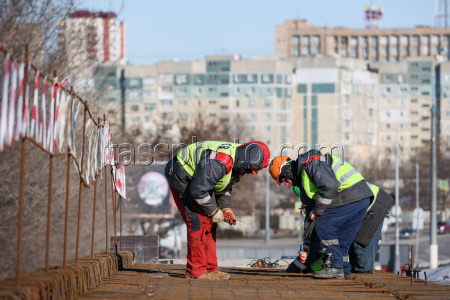 Repair and refurbishment work in Lugansk