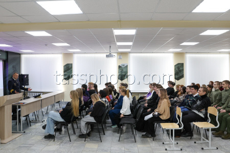 Работа центра военно-спортивной подготовки "Воин" в Екатеринбурге