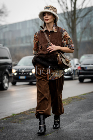 Street Style at Milan Fashion Week 2025 - Gucci in Milan - 25 Feb 2025