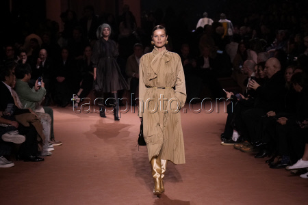 Italy Fashion Fendi F/W 25/26. Italy Fashion Fendi F/W 25/26