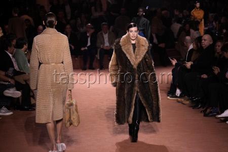 Показ коллекции Fendi сезона осень-зима 2025/2026 на Неделе моды в Милане