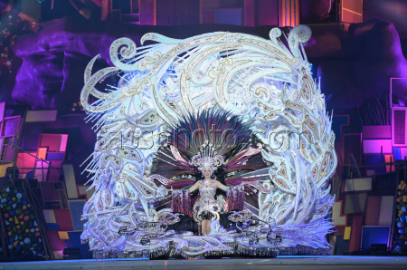 Tenerife Carnival Queen Gala .]