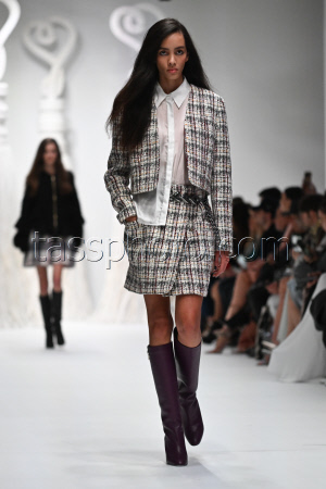 Milan, Milan Women's Fashion Week: Fall/Winter 2025 - Genny Fashion Show - Catwalk
