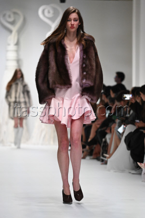 Milan, Milan Women's Fashion Week: Fall/Winter 2025 - Genny Fashion Show - Catwalk