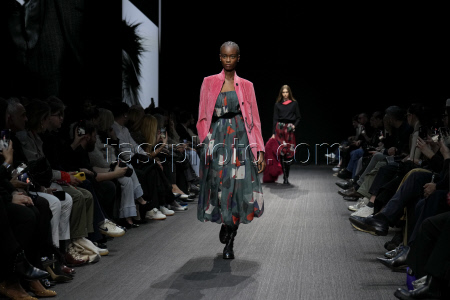 Italy Fashion Emporio Armani F/W 25/26. Italy Fashion Emporio Armani F/W 25/26
