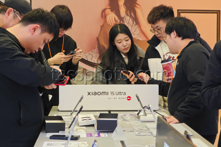 Xiaomi Unveils 15 Ultra And SU7 Ultra