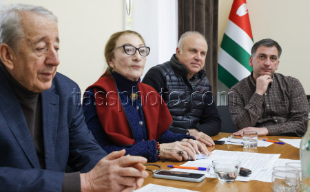 Representatives of Russia's and Abkhazia's civic chambers meet in Abkhazia