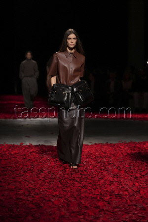 Показ коллекции Ferragamo сезона осень-зима 2025/2026 на Неделе моды в Милане