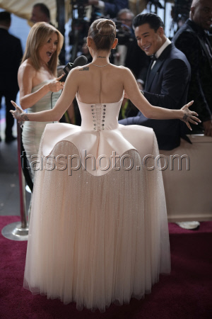 APTOPIX 97th Academy Awards - Roaming Arrivals. APTOPIX 97th Academy Awards - Roaming Arrivals