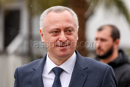 Abkhazian President-elect Gunba gives press conference