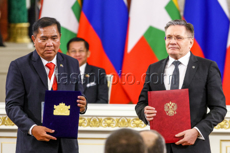 Myanmar's PM Min Aung Hlaing on official visit to Moscow