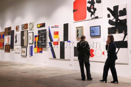 Valery Yurlov exhibition at New Tretyakov Gallery