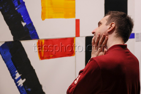 Valery Yurlov exhibition at New Tretyakov Gallery