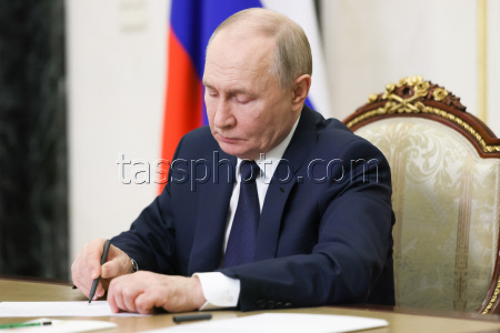 Совещание президента РФ Путина с членами правительства РФ