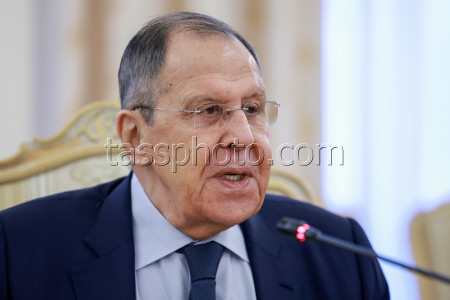 Foreign ministers of Russia and Zimbabwe meet for talks