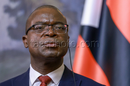 Foreign ministers of Russia and Zimbabwe meet for talks