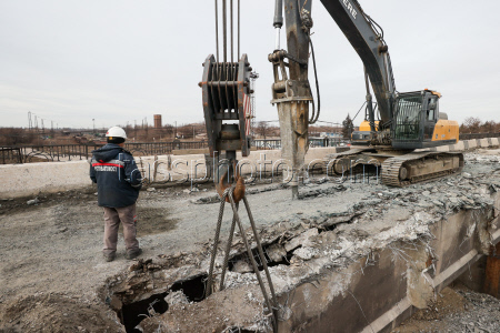 Overpass repairs in Donetsk People's Republic, Russia