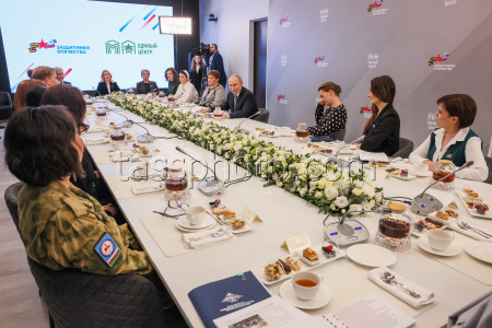 President Putin visits Unified Support Centre for participants in Russia's special military operation