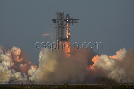 APTOPIX SpaceX Starship Launch. APTOPIX SpaceX Starship Launch