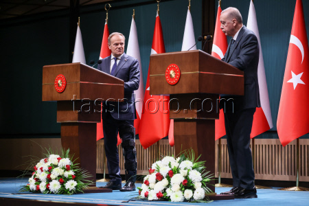 Poland's Prime Mnister Tusk visits Turkey