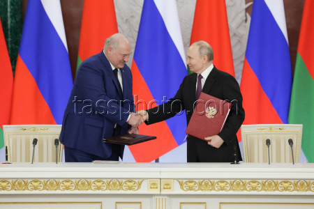 Встреча президента РФ Путина и президента Белоруссии Лукашенко в Москве