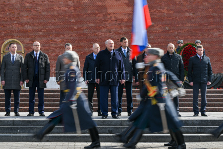 Belarus' President Lukashenko at Tomb of Unknown Soldier in Moscow