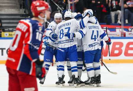 Kontinental Hockey League: CSKA Moscow vs Dynamo Moscow