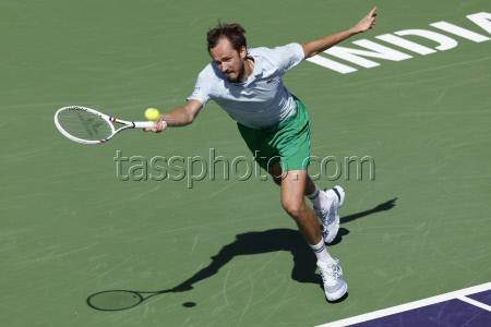 Теннисный турнир BNP Paribas Open, 1/2 финала: Хольгер Руне (Дания) - Даниил Медведев (Россия) - 7:5, 6:4