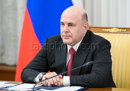 Russian PM Mishustin meets with members of Russian Communist Party's faction in State Duma